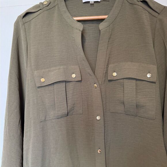 Calvin Klein Green 3/4 Sleeve Button Down Blouse - Picture 3 of 9